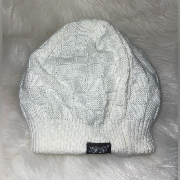 🌟New in Box🌟 Reversible Muk Luks - Picture 4 of 7